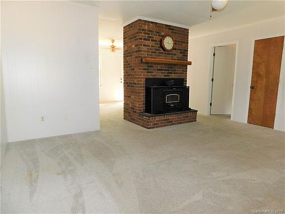 4th image of 108 Betty Jean Dr