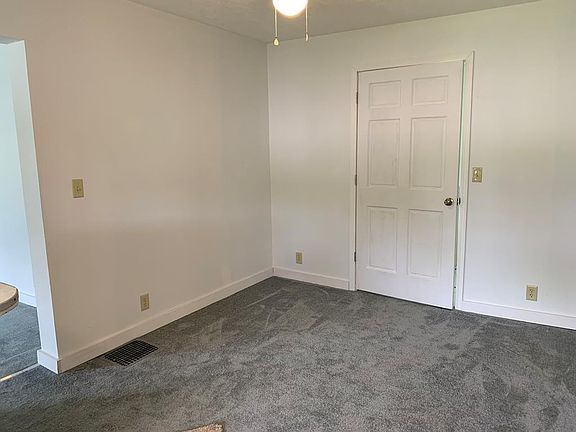 5th image of 812A Fairview Ave