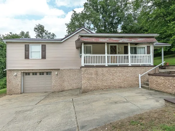 301 Spring Rd N, Mount Braddock, PA 15465