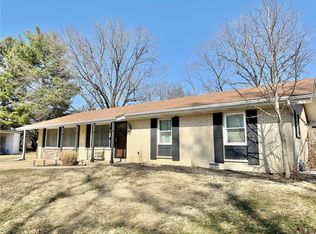 12 Gettysburg Rd, Belleville, IL 62226