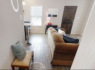 601A Nimitz St, College Station, TX 77840