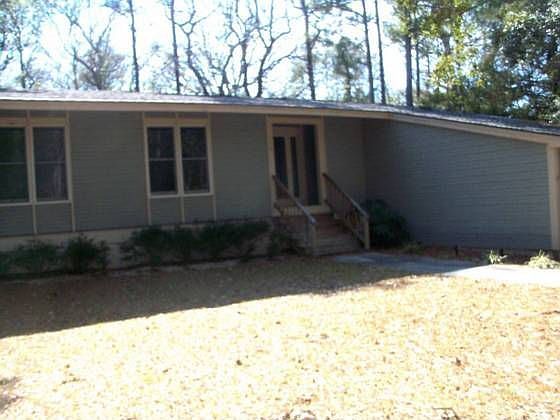 1st image of 133 Hawthorne Dr