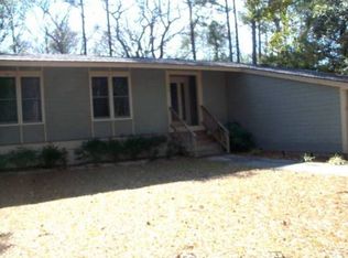 133 Hawthorne Dr, Pine Knoll Shores, NC 28512