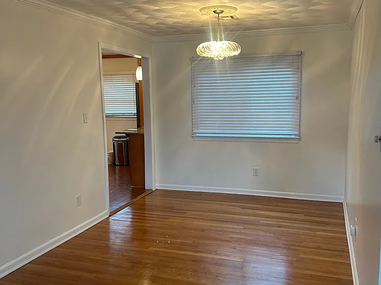 22 Pickett St — Photo 4