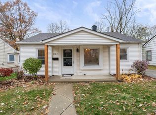 3162 Warick Rd, Royal Oak, MI 48073