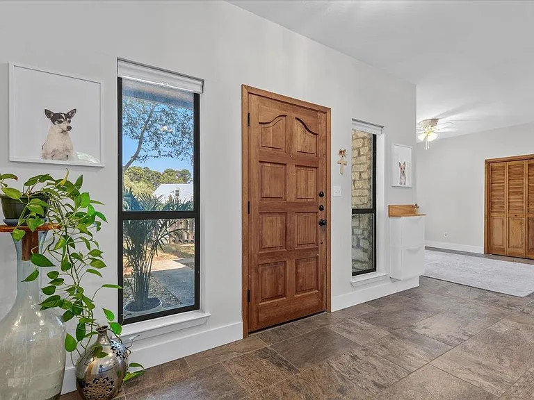 116 Lei Ct — Photo 3