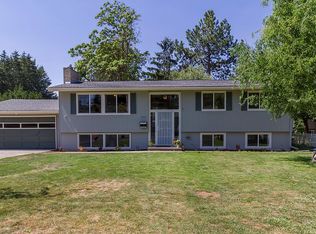 422 N 3rd St, Cheney, WA 99004