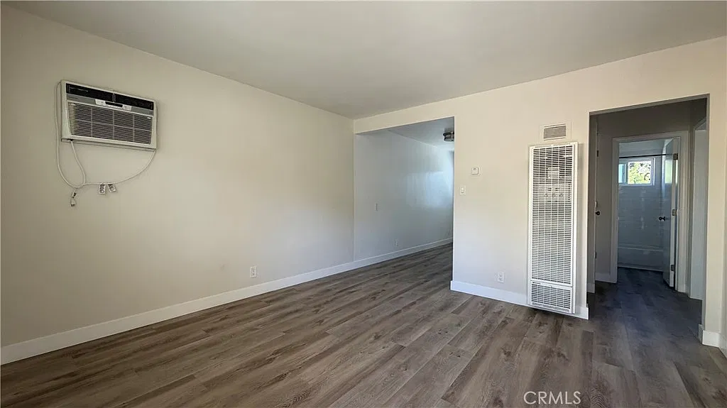 1 bed, 650 sqft, $2,100 — Photo 4