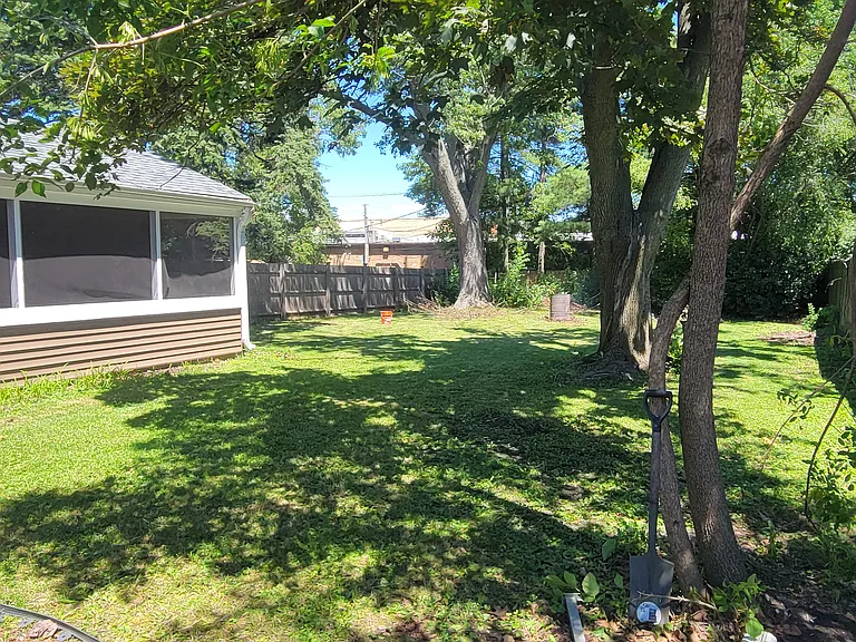 447 S Park Rd — Photo 15