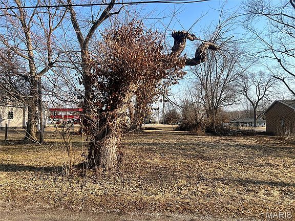 5th image of W Main St