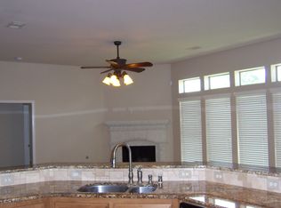 532 Hammersmith Ln, League City, TX 77573