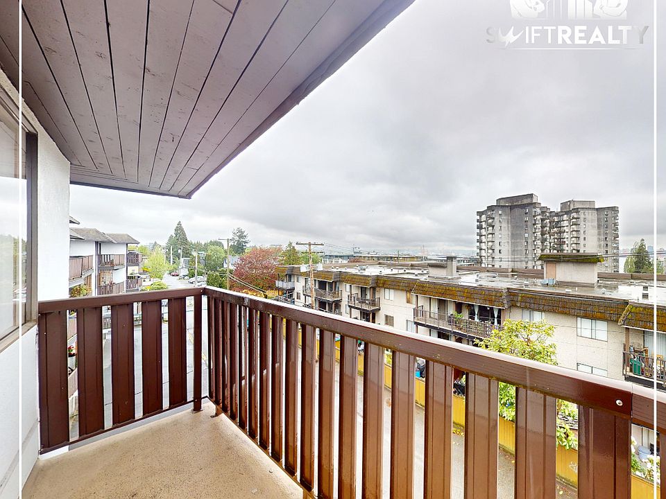02_303-175 4th St E_Spacious Balcony_04292025