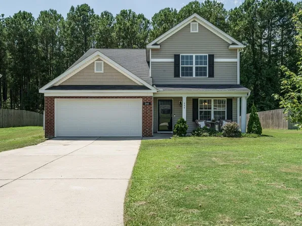 244 Botanical Ct, Bunnlevel, NC 28323