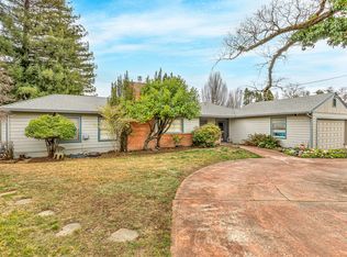 16 N Groveland Ave, Medford, OR