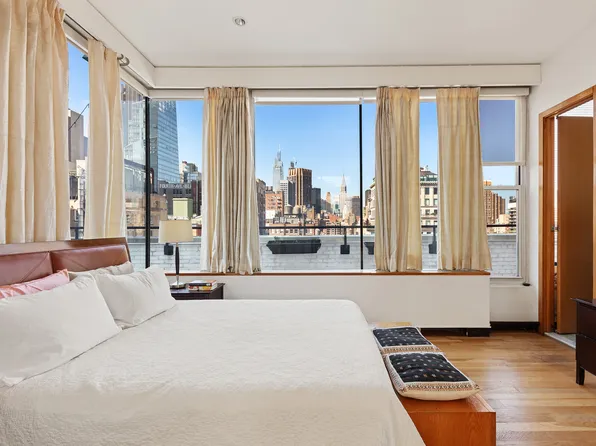 118 East 25th Street image 12 of 18