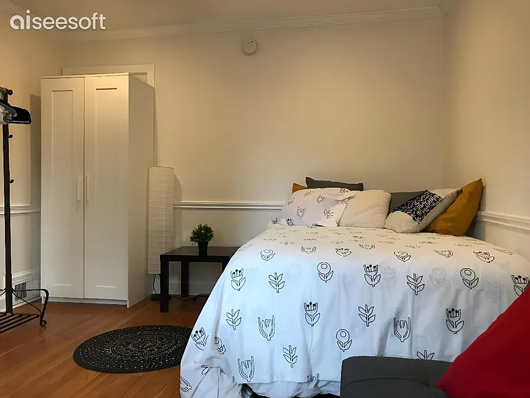 4427 Nebraska Ave NW — Photo 12