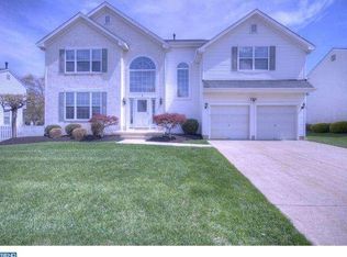 8 Albany Rd, Marlton, NJ 08053