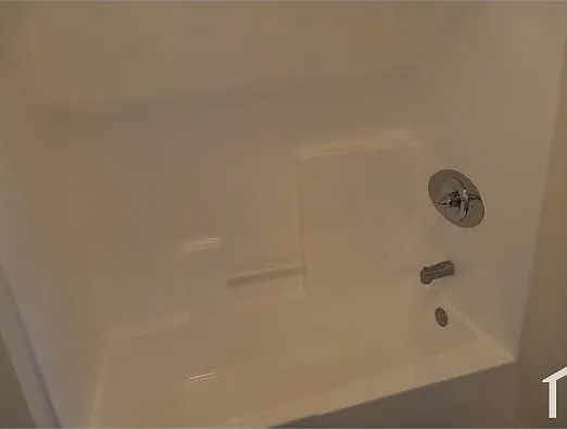 3804 Arlington Ave #211 — Photo 9