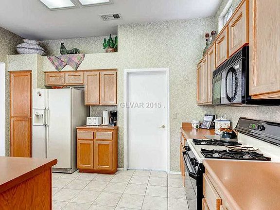 4th image of 10800 Clarion Ln
