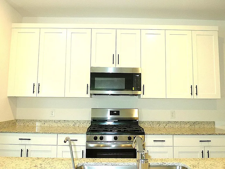 3063 Liams Tower Ln — Photo 6