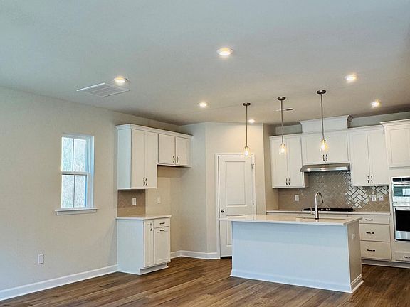 7th image of this home