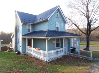 102 Oak St, Jersey Shore, PA 17740