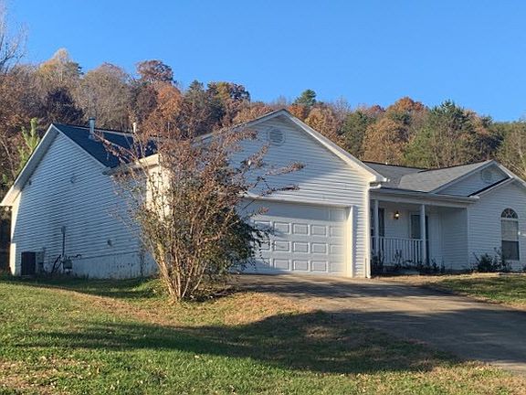 2nd image of 1135 Long Meadow Dr