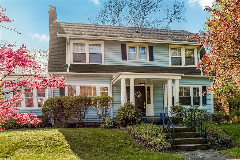 2972 Brighton Rd photo 1
