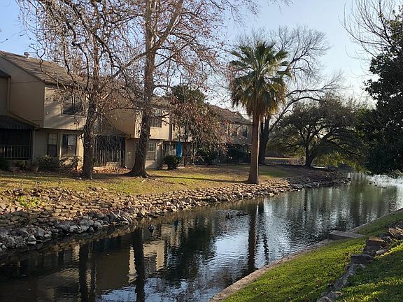 Lovely pond area set on 14 acres, with lots of wildlife about.