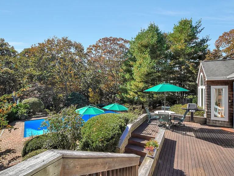 74 N Woods Ln — Photo 21