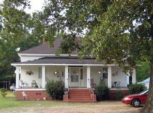 861 Cold Springs Rd, Deatsville, AL 36022