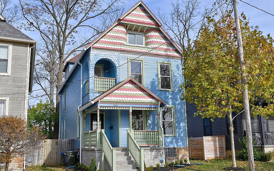 Victorian charm - vintage colors