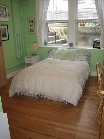 3 bed, 790 sqft, $2,700 — Photo 3