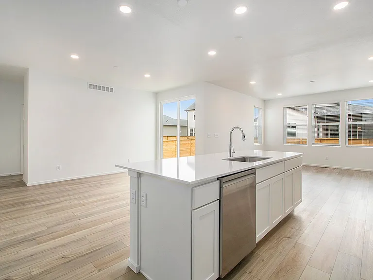 2969 Biplane St — Photo 6