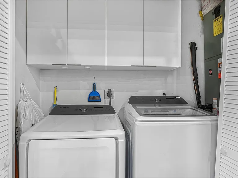 7117 W 30th Ln — Photo 8