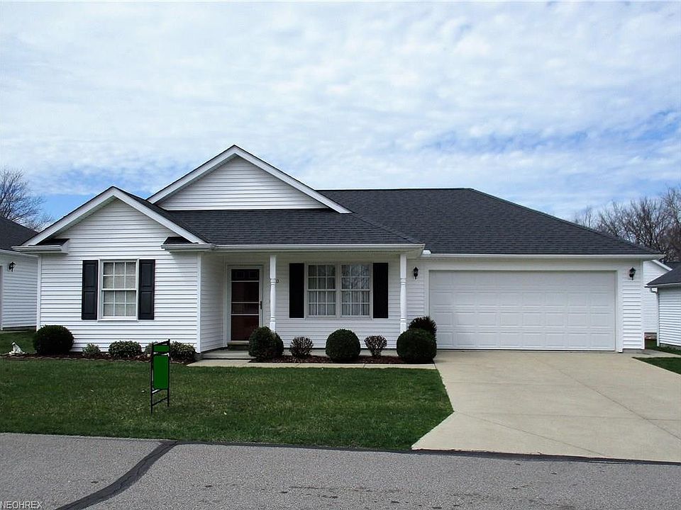 1st image of 20 Westwinds Dr