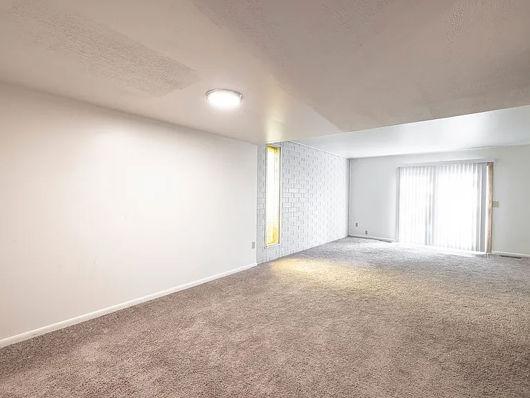 2 Bedroom Saxon