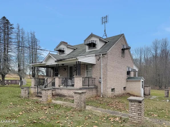 144 Strong Rd, Strongstown, PA 15957