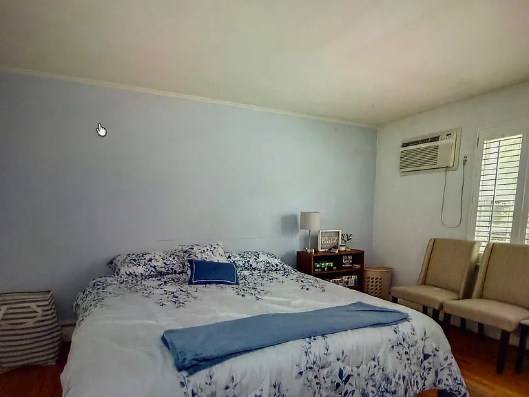 422 Sinclair St — Photo 9