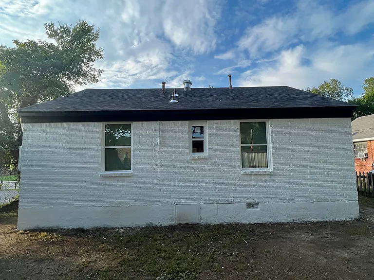 1377 Lyceum Rd — Photo 4