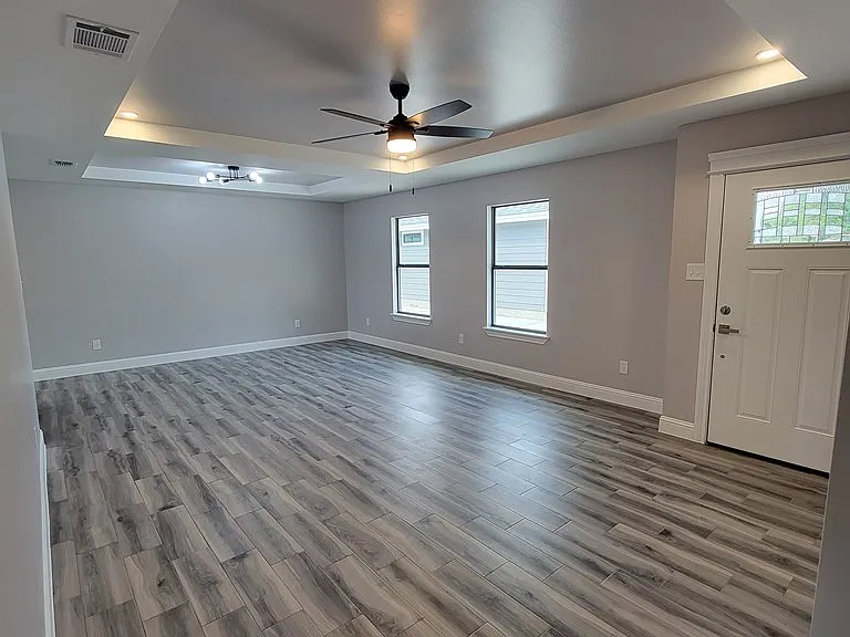 620 Calle Barbara — Photo 2