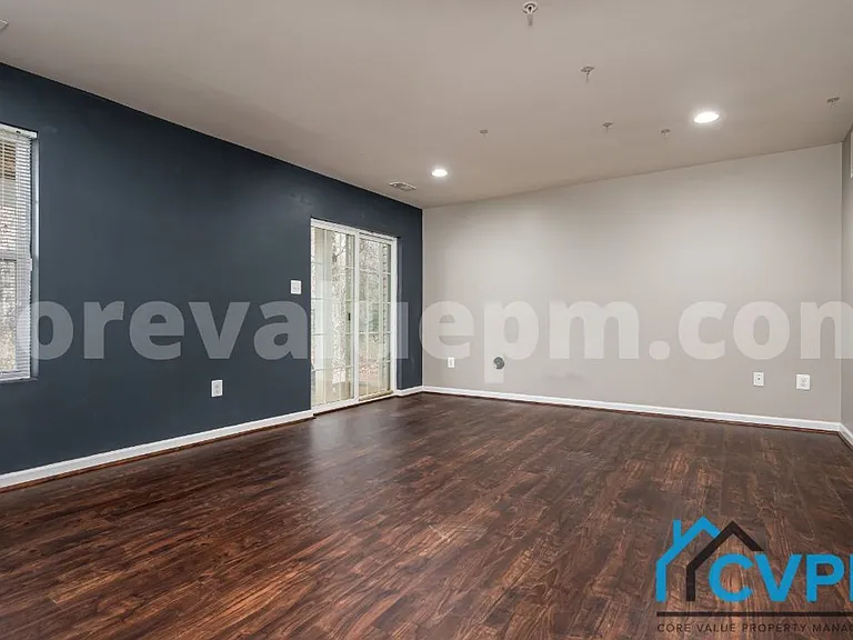 7014 Dannfield Ct — Photo 4