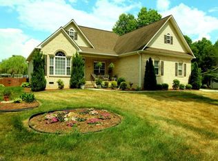 144 Shallowbrook Dr, Advance, NC 27006