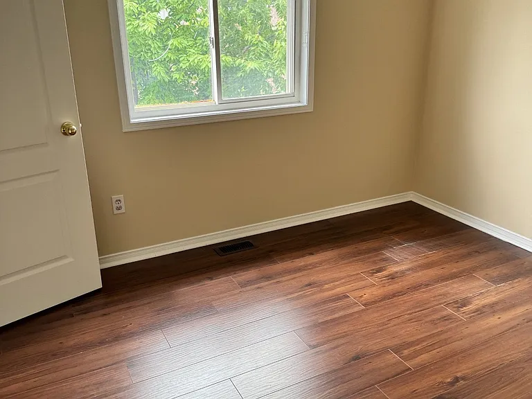474 Denyes Way #UPPER — Photo 16