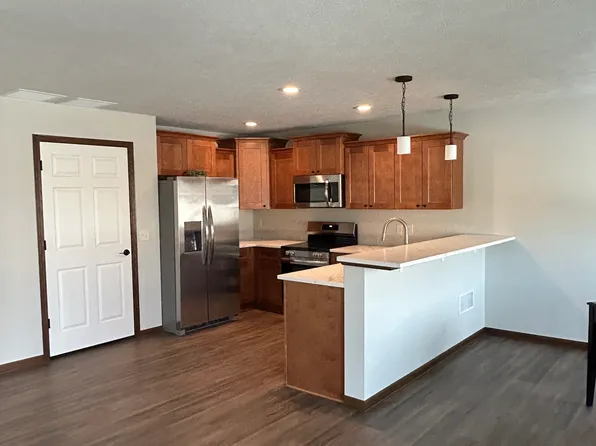 744 Quiver Ln, Lincoln, NE 68512