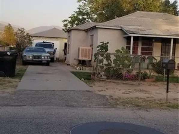 4145 Leuzinger Dr, San Bernardino, CA 92407