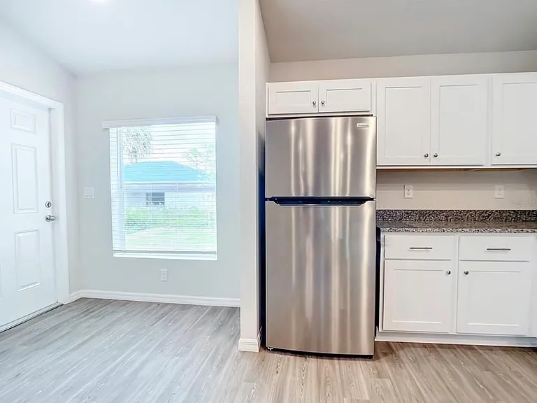 2106 Fernwood St #2106 — Photo 10
