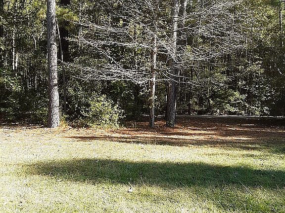 3rd image of 3616 Winston Ave