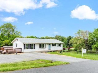 12793 Roughton Dr, Mount Airy, MD 21771