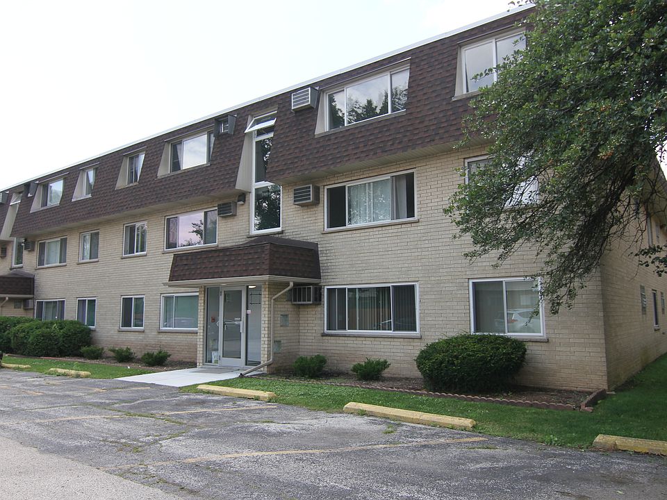 1st image of 8812 Briar Ct APT 3A
